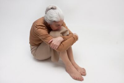 【薬剤師監修】介護現場で気をつけたい「ぼんやり・うとうと」の症状