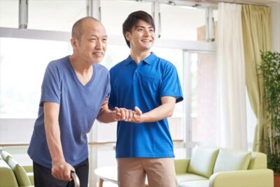 【薬剤師監修】介護現場で知っておくべき!サルコペニアとフレイルの具体的な対策3選
