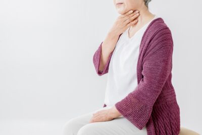【薬剤師監修】介護現場における誤嚥性肺炎とその対策について解説